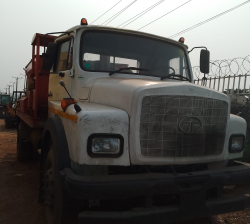 POTHOLE REPAIRING MACHINE