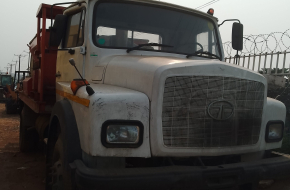 POTHOLE REPAIRING MACHINE