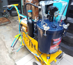 Road marking machine