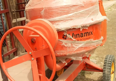 Concrete mixer