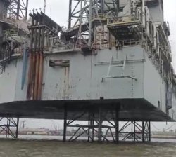 Oil rig