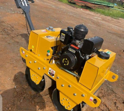 Roller compactor