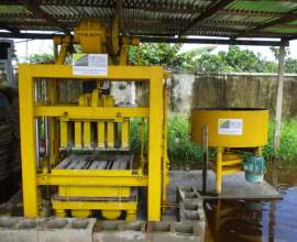 Block and Pave stone moulding machine