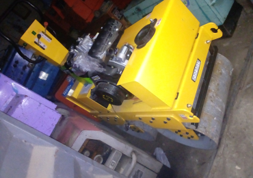 600kg Automatic vibrator roller