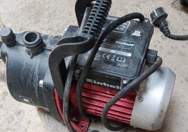 Pumping machine