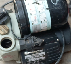 Automatic pressure pump