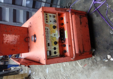 270 amps Denyo welding generator with double handle