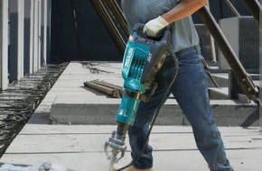 Demolition beaker hammer
