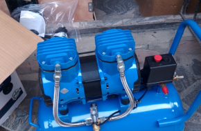Air compressor