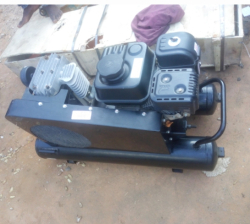 Air compressor (engine)