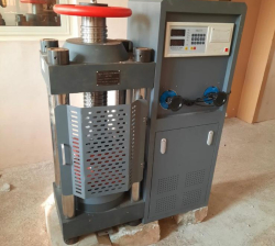 Cube crushing machine