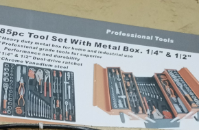 85pc toolset with metal box