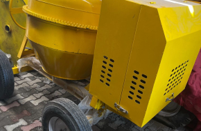 Concrete mixer 700 litres