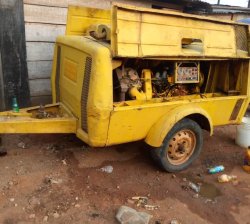 Air compressor