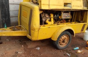 Air compressor
