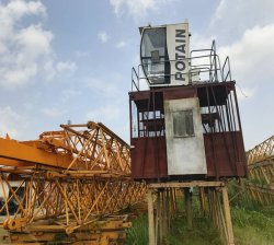 TOWER CRANE